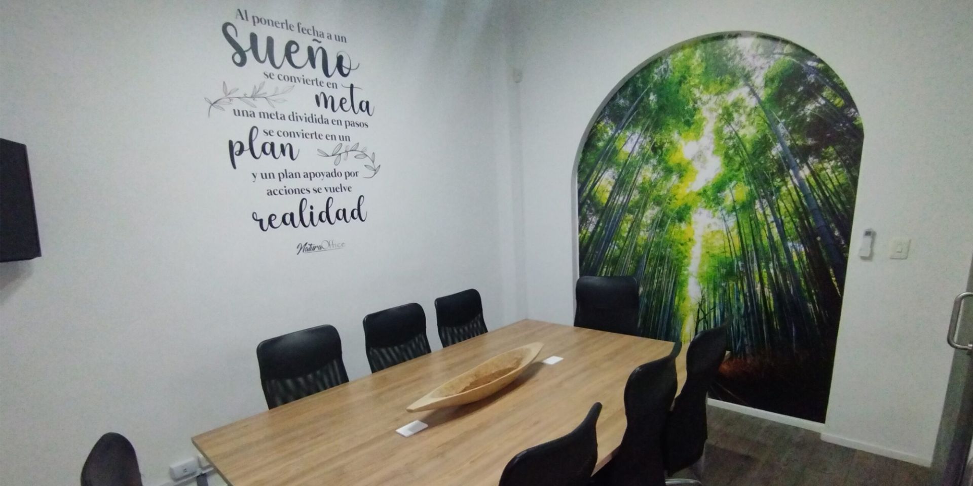 Alquiler de Oficinas y Coworking Cali Alquiler de Oficinas y Coworking Cali