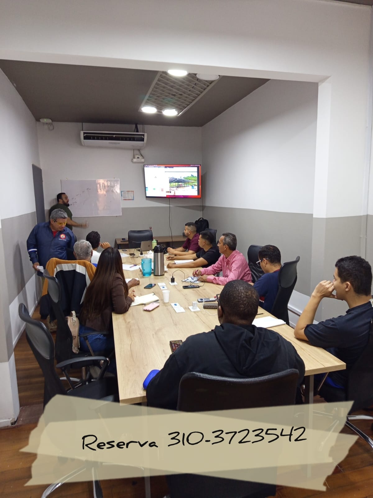 espacio de alquiler de consultoría en cali